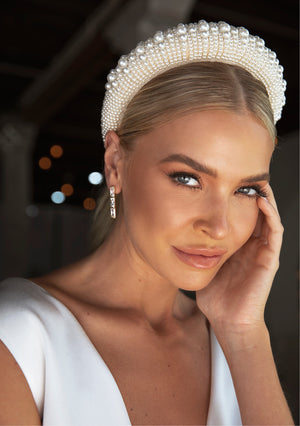 
                  
                    Load image into Gallery viewer, bridal earrings
                  
                
