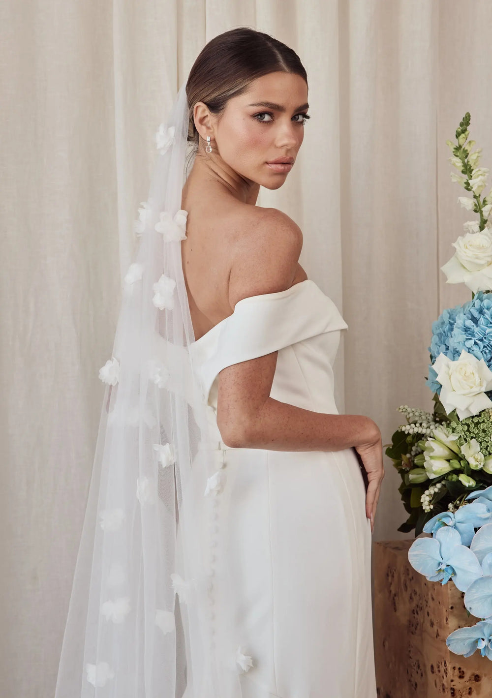 LILLIAN Ivory Wedding Veil - Bridal Accessories Australia